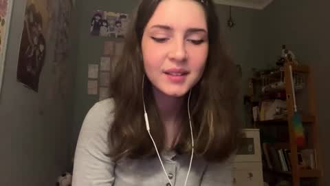 Sarah online show from 12/05/25, 02:47