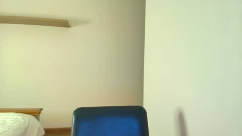 Lilu online show from 06/11/26, 02:11
