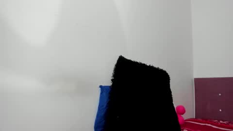 heellboy_ online show from 12/23/25, 04:54