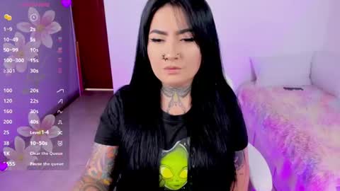Snapshot of heey_kitty chatting on 07/10/26, 05:59 IM EMY online show from 07/10/26, 05:59