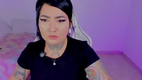 Snapshot of heey_kitty chatting on 07/28/26, 07:39 IM EMY online show from 07/28/26, 07:39