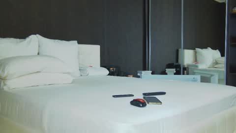 Helen online show from 02/24/25, 01:24