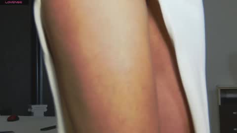 Helen online show from 04/06/26, 06:25