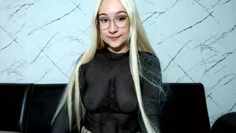 HeidiB0w online show from 11/03/25, 07:31