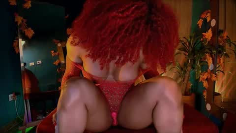 Snapshot of heidicox chatting on 12/15/24, 03:45 Heidi  online show from 12/15/24, 03:45