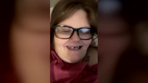 heidimackey2 online show from 04/21/26, 03:13