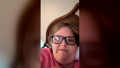 heidimackey2 online show from 05/24/26, 12:21