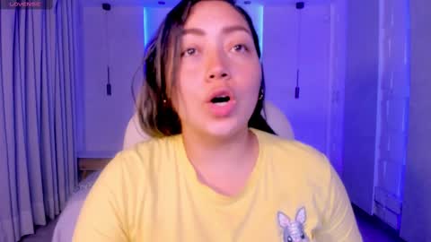 Snapshot of heidy_jhons chatting on 10/03/25, 03:47 Heidy online show from 10/03/25, 03:47