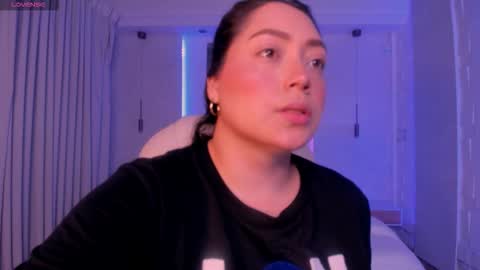 Snapshot of heidy_jhons chatting on 10/16/25, 03:29 Heidy online show from 10/16/25, 03:29