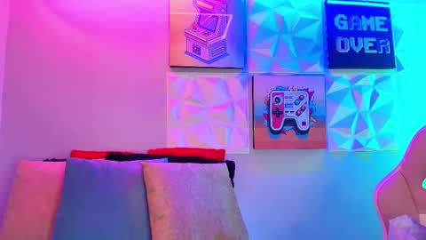   online show from 03/03/25, 11:33