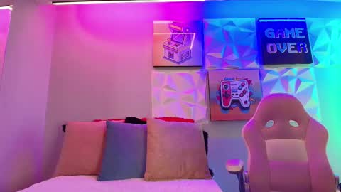   online show from 03/11/25, 11:33