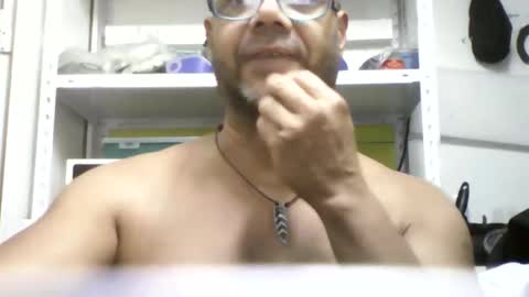 Heist Stein online show from 10/18/25, 10:21