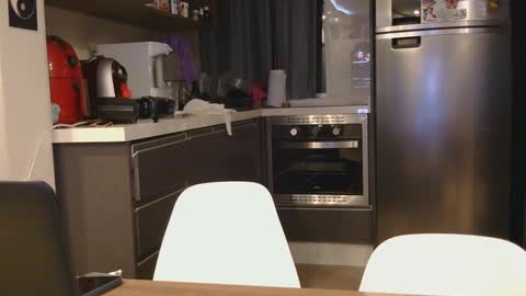 Snapshot of heitorbaumann2 chatting on 10/06/25, 10:51 Heitor Baumann online show from 10/06/25, 10:51