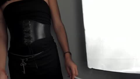 Snapshot of heka_prudence chatting on 12/05/24, 05:26 Heka Prudence online show from 12/05/24, 05:26