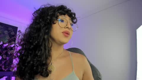 Snapshot of heka_prudence chatting on 12/09/24, 03:18 Heka Prudence online show from 12/09/24, 03:18