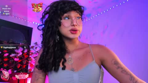 Snapshot of heka_prudence chatting on 02/08/25, 01:22 Heka Prudence online show from 02/08/25, 01:22