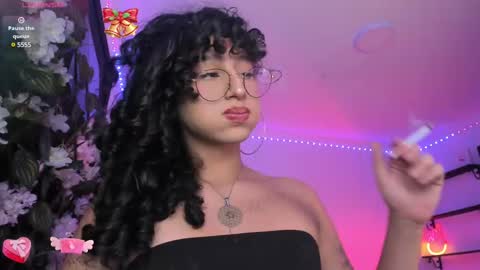Snapshot of heka_prudence chatting on 02/28/25, 03:26 Heka Prudence online show from 02/28/25, 03:26