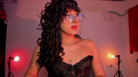 Snapshot of heka_prudence chatting on 06/26/26, 03:11 Heka Prudence online show from 06/26/26, 03:11
