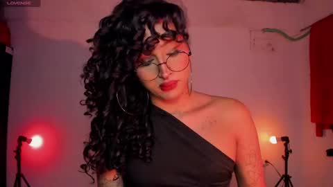 Snapshot of heka_prudence chatting on 06/30/26, 03:29 Heka Prudence online show from 06/30/26, 03:29