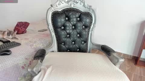 Snapshot of hela_wet chatting on 11/30/25, 05:28 Hela Independent model online show from 11/30/25, 05:28