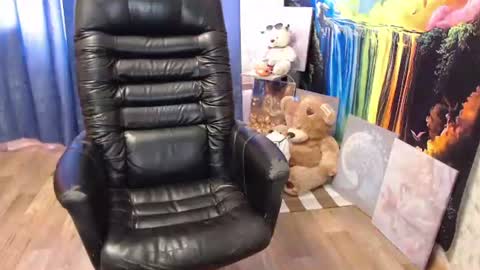 Snapshot of helen_bee chatting on 07/11/26, 07:00 Tanya online show from 07/11/26, 07:00