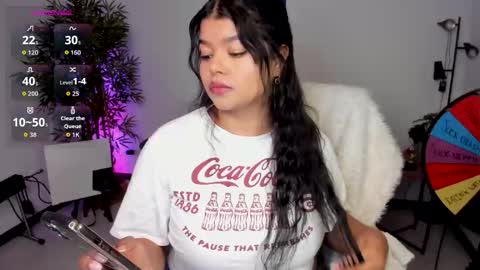 helen_miller online show from 10/14/25, 12:22