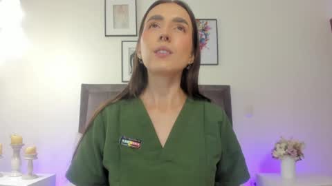Snapshot of helen_mooree chatting on 05/31/26, 12:56 Helen online show from 05/31/26, 12:56