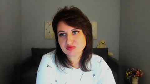 Helen online show from 11/14/25, 06:56