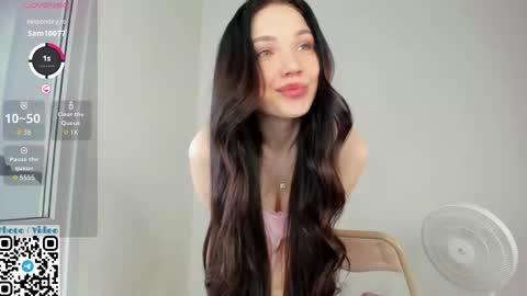 helen_sparkk online show from 05/01/26, 01:10