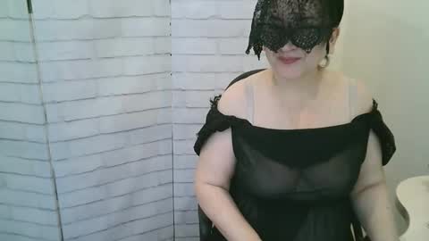 Helen online show from 01/16/26, 05:22