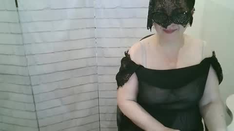 Helen online show from 03/25/26, 02:23