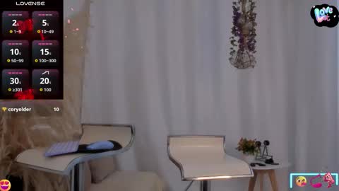 Helena Fits online show from 11/06/25, 07:59