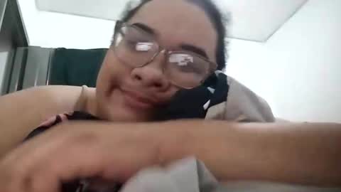 Helena online show from 03/11/26, 04:24