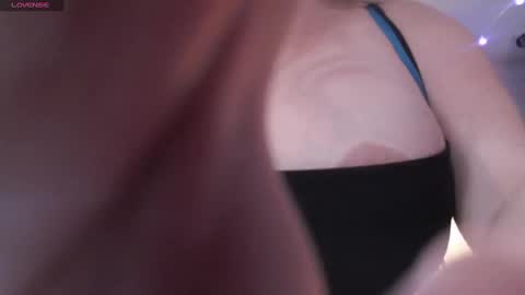 Snapshot of helena_hope chatting on 03/10/25, 04:57 Helena Hope online show from 03/10/25, 04:57