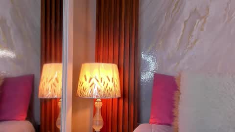 Helena Santos  online show from 03/20/26, 10:53