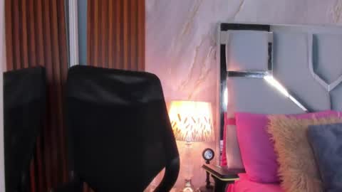 Snapshot of helena_santos01 chatting on 06/17/26, 01:34 Helena Santos online show from 06/17/26, 01:34