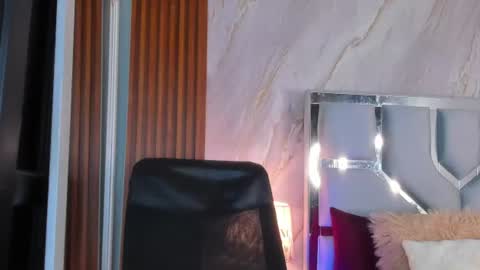 Snapshot of helena_santos01 chatting on 07/11/26, 10:40 Helena Santos online show from 07/11/26, 10:40