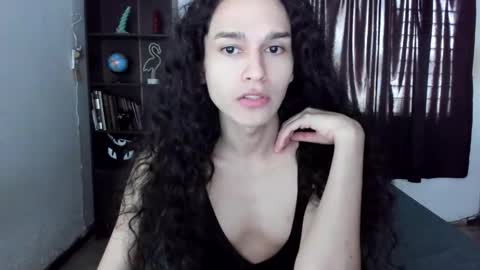 Snapshot of helena_spellman chatting on 06/09/26, 04:40 helena_spellman online show from 06/09/26, 04:40