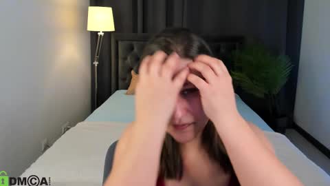 helenahoffmann online show from 02/16/26, 04:19