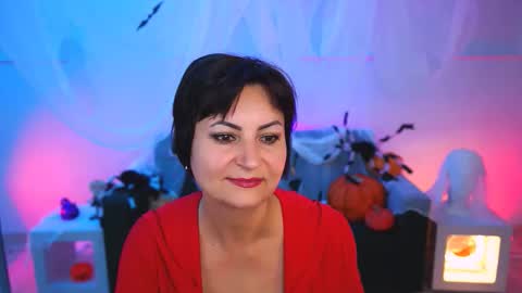 helenbeler online show from 10/28/25, 05:22