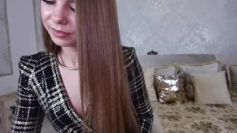 Snapshot of helenbenit chatting on 02/10/25, 12:08 Helen online show from 02/10/25, 12:08