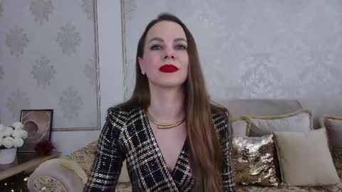 Snapshot of helenbenit chatting on 02/18/25, 06:48 Helen online show from 02/18/25, 06:48