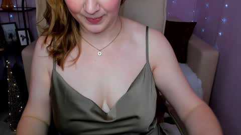Helen online show from 12/15/24, 01:57