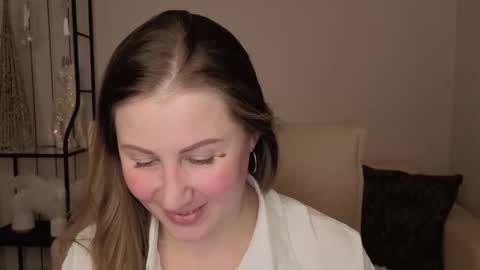 Helen online show from 12/22/25, 08:00