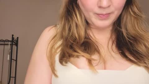 Helen online show from 03/13/26, 02:07