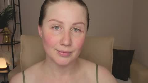 Snapshot of helens_lov chatting on 06/07/26, 05:11 Helen online show from 06/07/26, 05:11