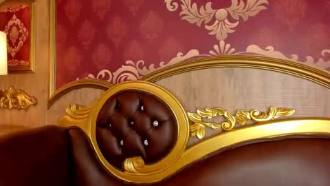 Helen or Hells online show from 12/17/25, 12:00