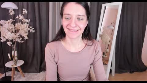 Helen online show from 02/22/25, 09:01