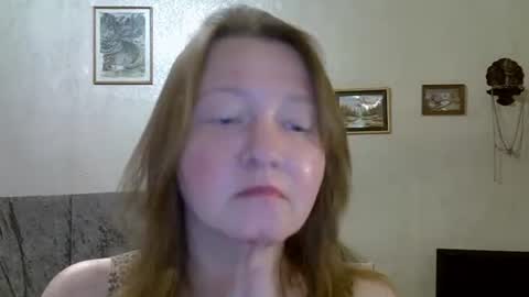 Snapshot of helgacharming chatting on 06/28/26, 10:16 helgacharming online show from 06/28/26, 10:16