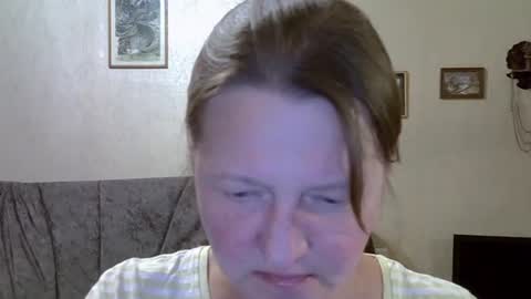 Snapshot of helgacharming chatting on 07/03/26, 09:32 helgacharming online show from 07/03/26, 09:32